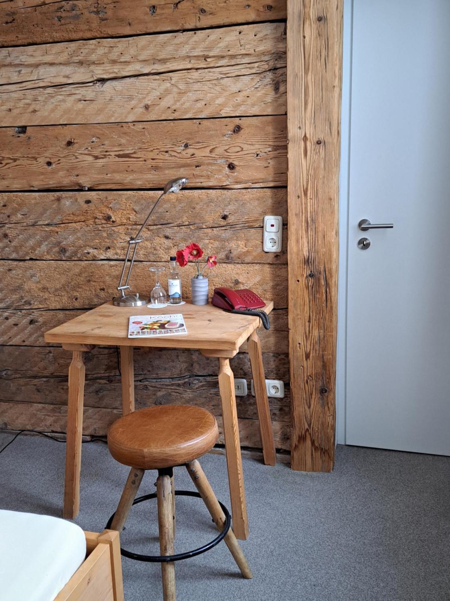 Landgasthof Roessle - Beim Kraeuterwirt Оберщауфен Екстериор снимка